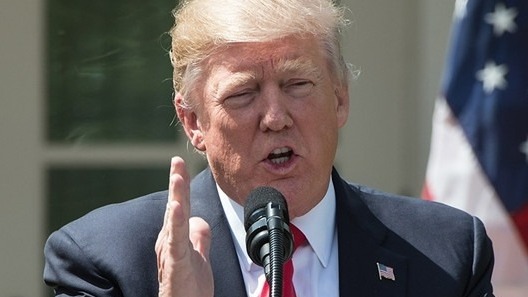 创牛配资 特朗普说克里米亚将留在俄罗斯 泽连斯基：绝不承认